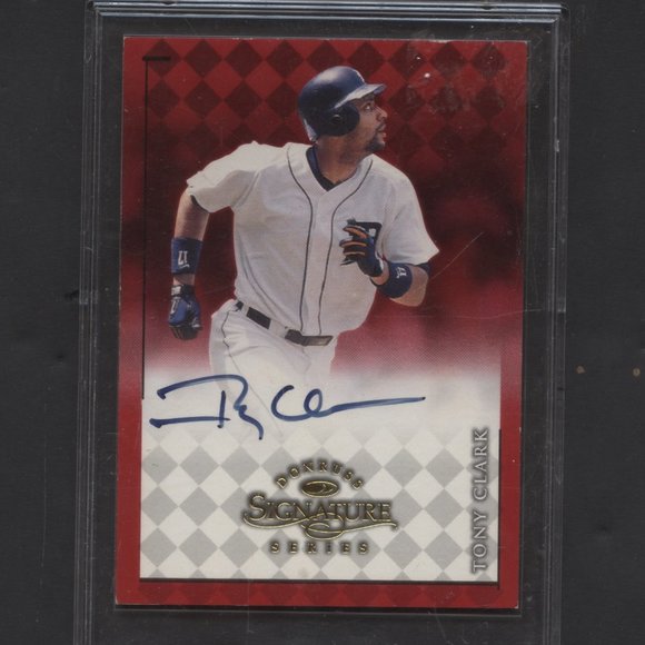 1998 DONRUSS SIGNATURE SERIES TONY CLARK AUTO - Picture 1 of 1